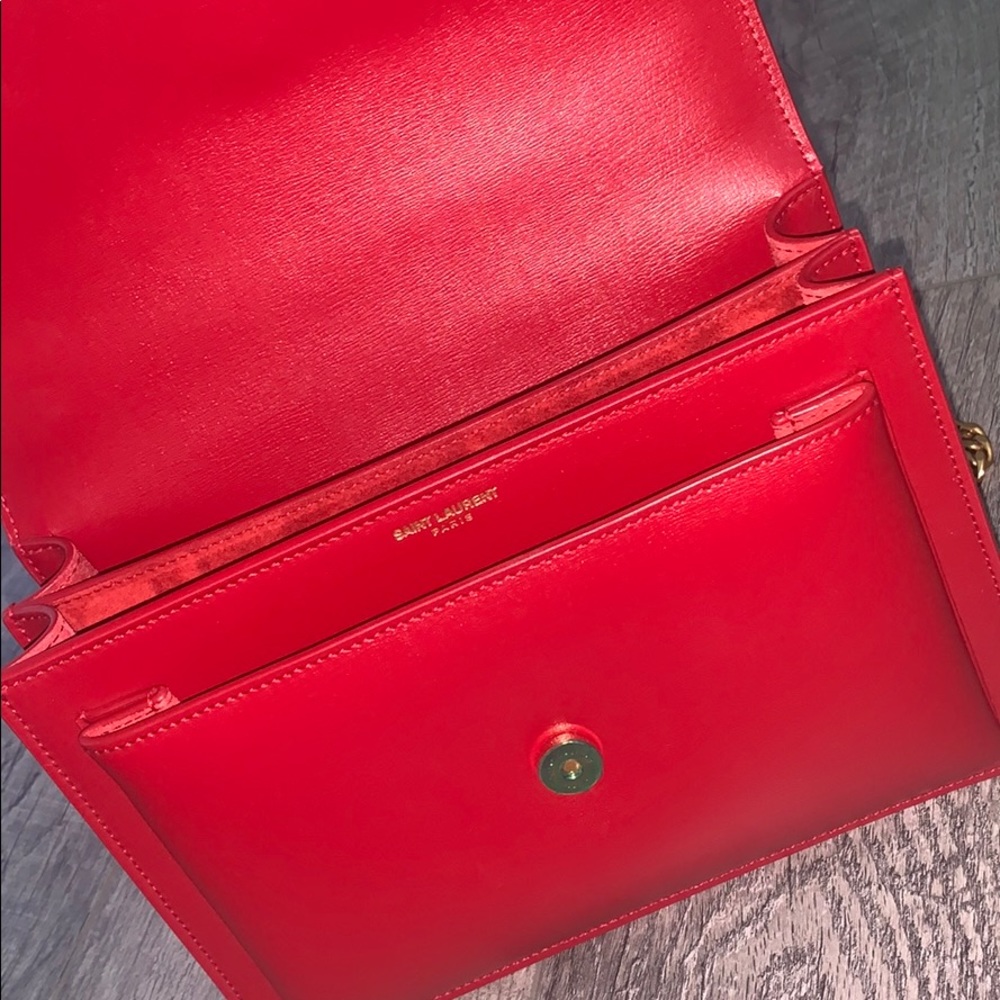 **‼️SOLD‼️** YSL (Saint Laurent) Red Handbag! - Picture 5 of 13